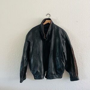 Leather Gallery Vintage 90s Two Tone Black Leather & Brown Suede Bomber Jacket